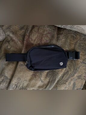 Black Waist Pack Belt Bag Halara